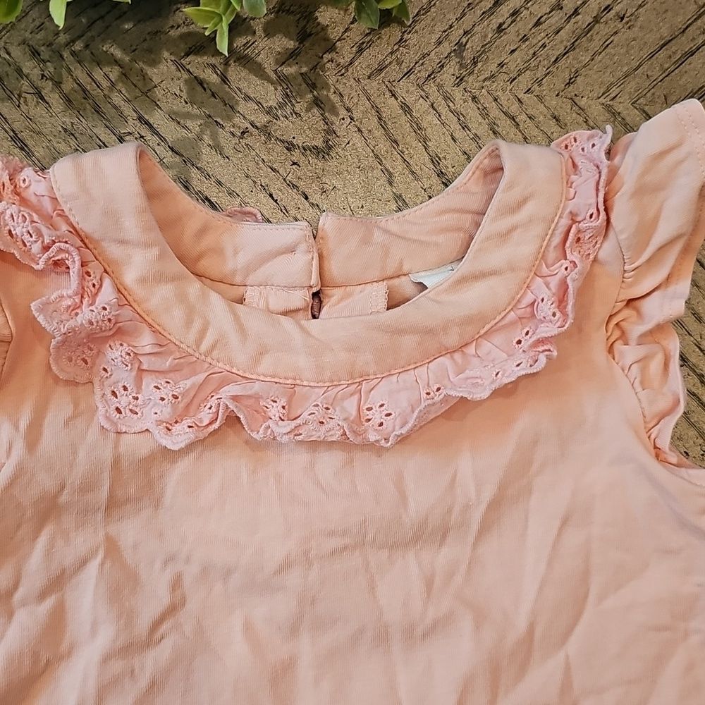 Pink Ruffled Kids Top Size 5T - Picture 2 of 7